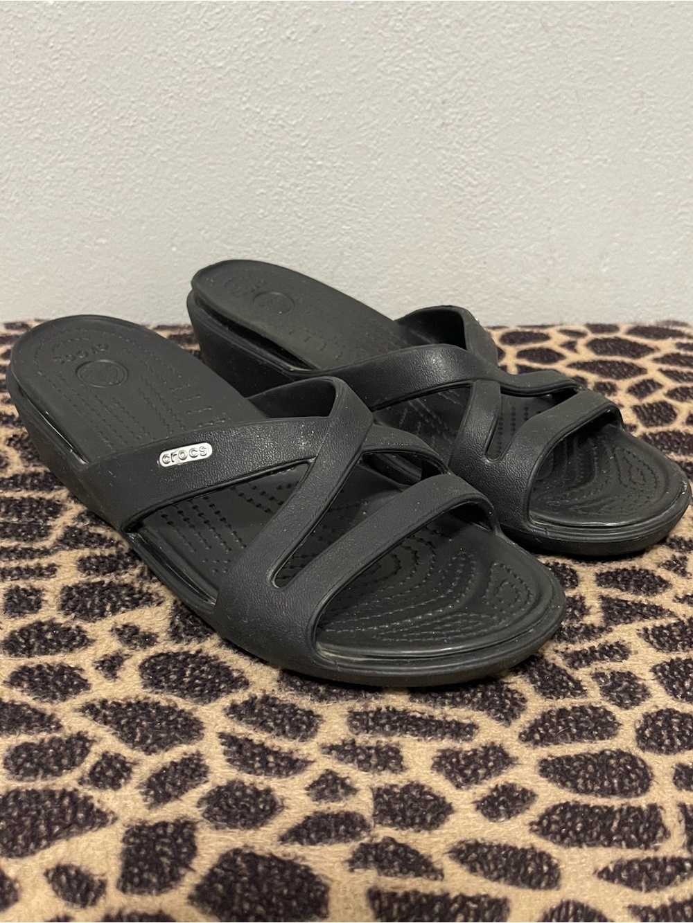 Crocs Low Wedge Open Toe Sandals Black Rubber Casual Summer Womens 9